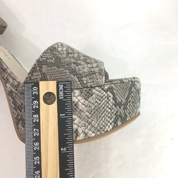 Chinese Laundry Women's Snakeskin Avenue 2 Platform Sandal Block Heels 8.5 NEW - Picture 15 of 16